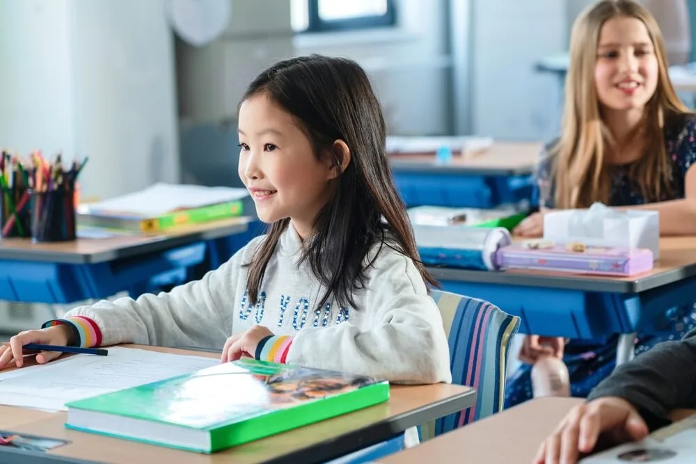 เคลียร์ชัด ส่งลูกไปเรียนต่างประเทศ มีค่าอะไรต้องจ่ายบ้าง ?