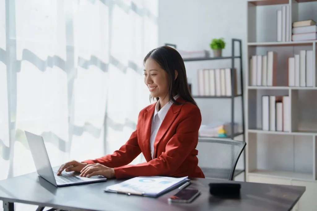 งานที่ปรึกษาทางการเงินต้องใช้คุณวุฒิ หรือ License อะไรบ้าง?