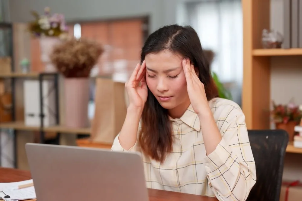 ทำไมวัยทำงานยุคนี้ถึงไม่มีเงินเก็บ ? อธิบายด้วย 6 Pain Points