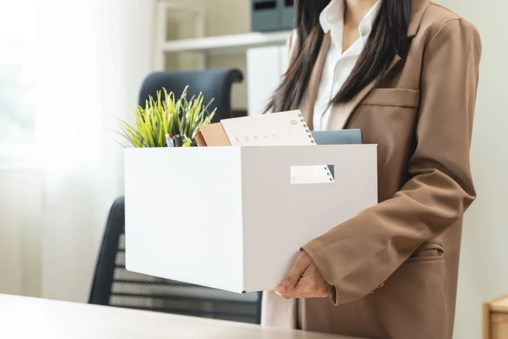 5 แนวทางต้องทำหากโดนเลิกจ้างงาน ชีวิตไปต่อได้แบบไม่สะดุด