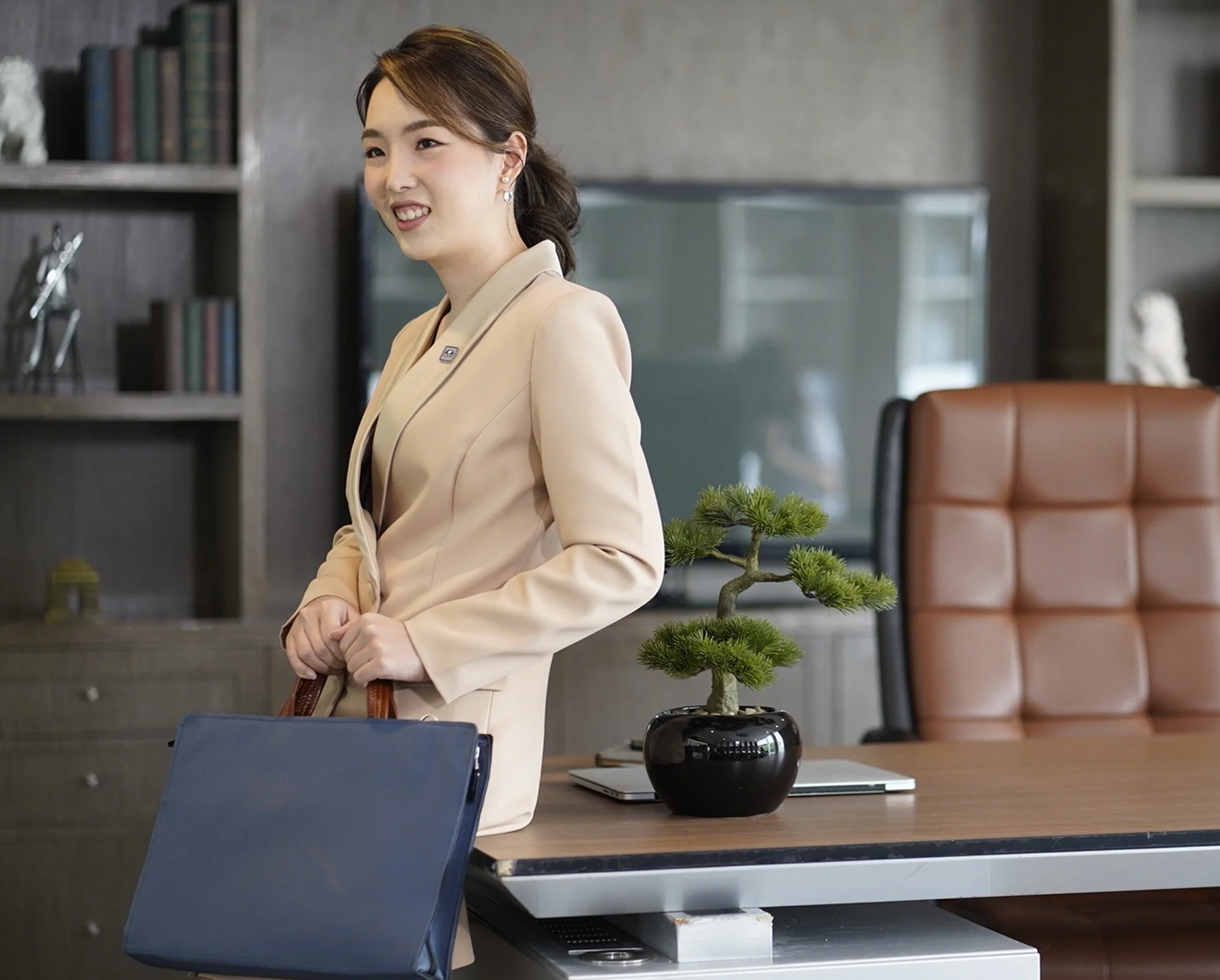 จิณณรักษ์ เจตน์รังสรรค์ (โบว์)